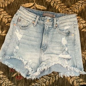 Women’s Just USA light wash jean shorts